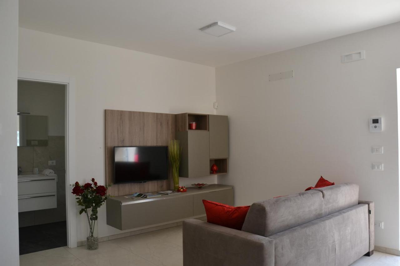Il Tramonto Apartment - Villaggio Di Mary Locorotondo Exterior photo